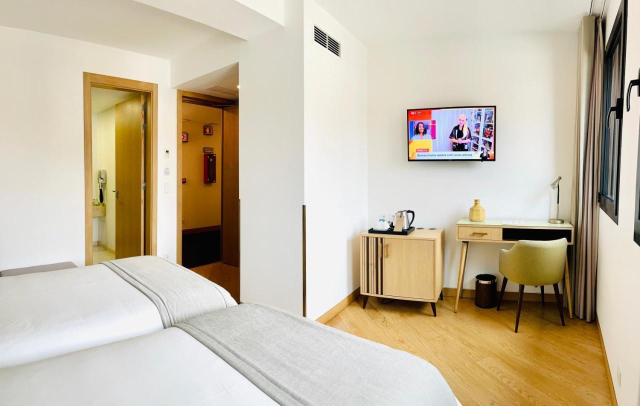 Castelo Hotel Шавиш Экстерьер фото