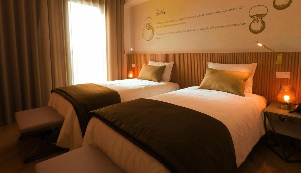 Castelo Hotel Шавиш Экстерьер фото